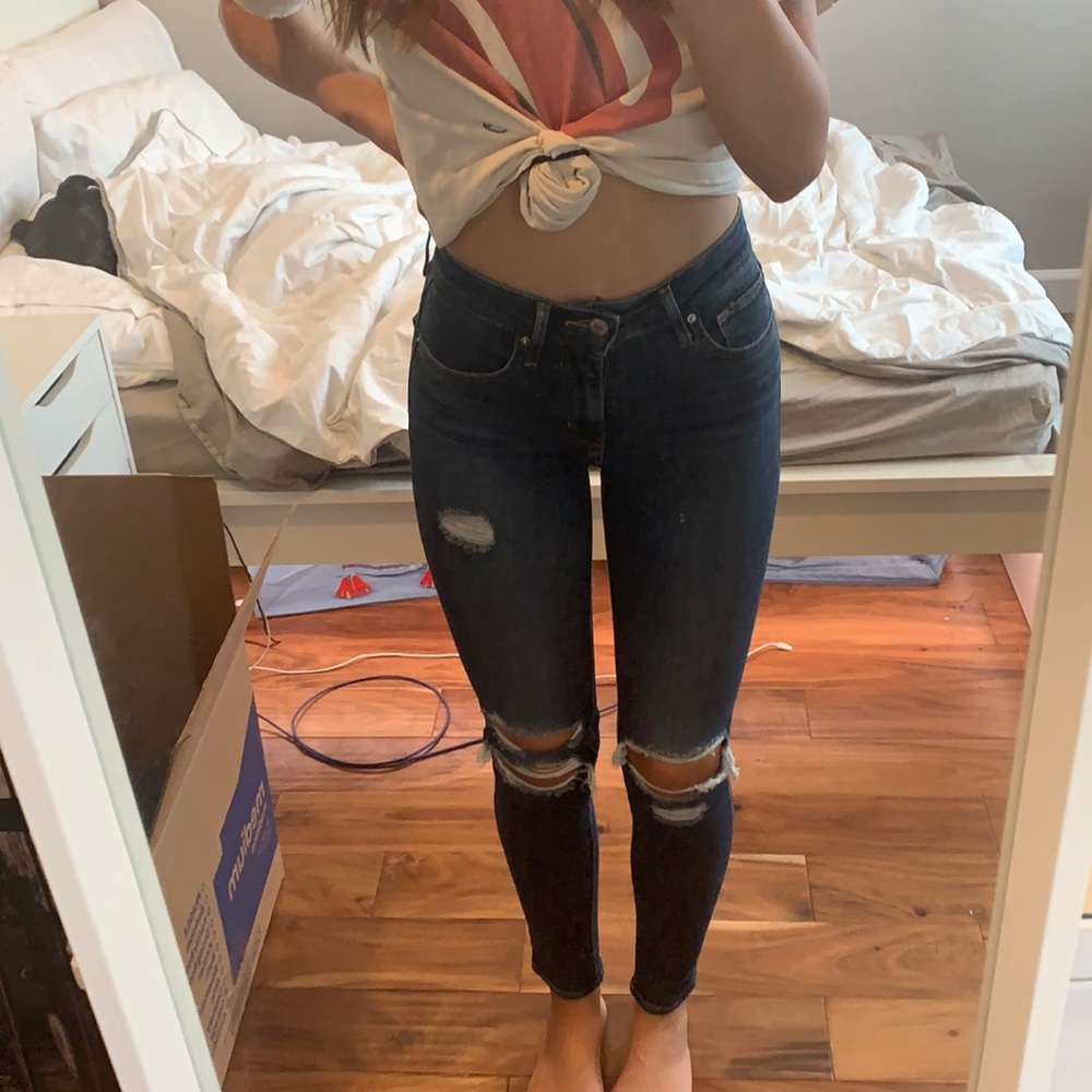 Levi’s high waisted jeans